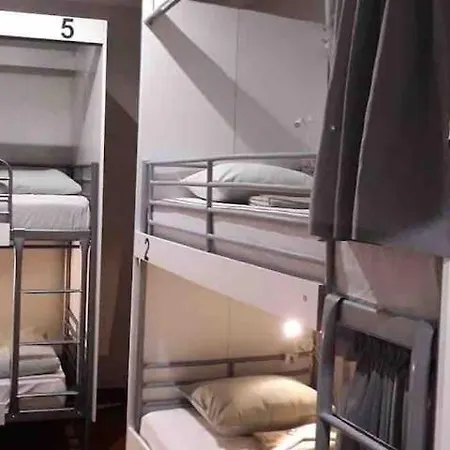 Bed & Breakfast Royal Campo Ourique *
